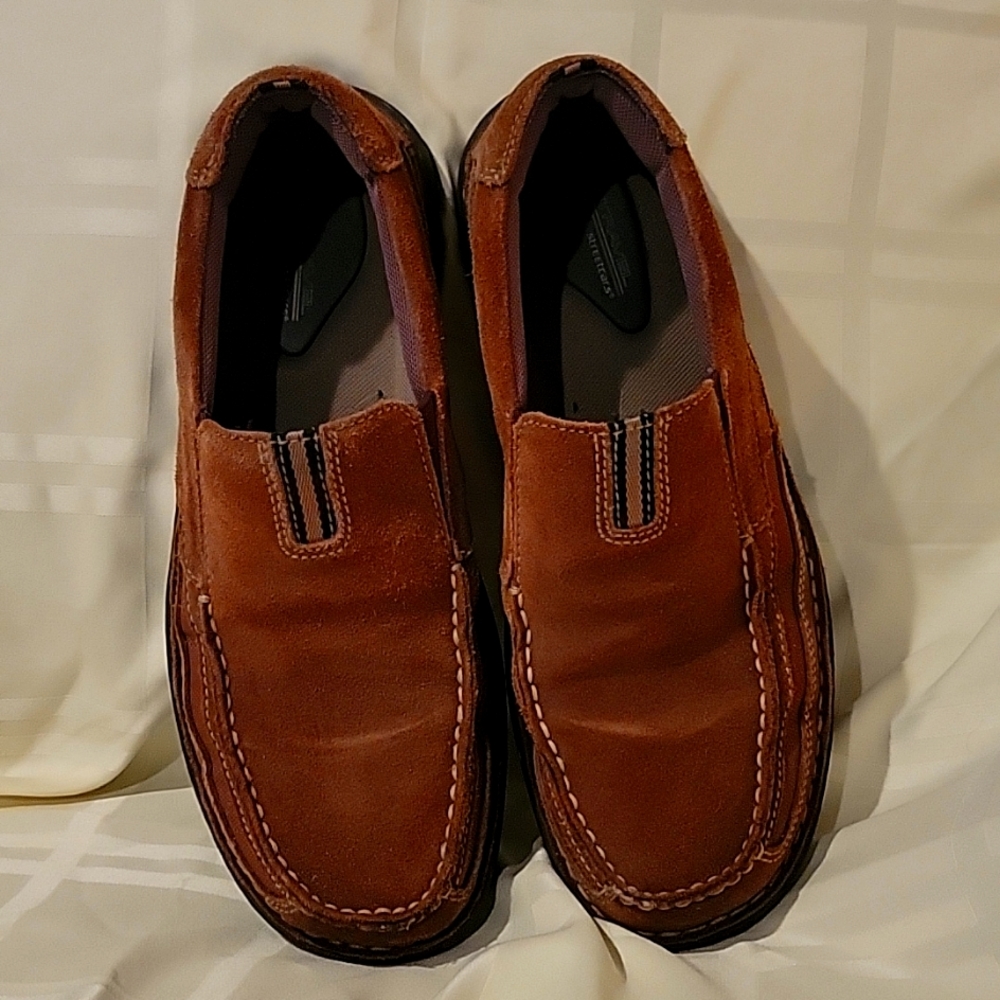 Suede brown slip-ons. Streetcar brand